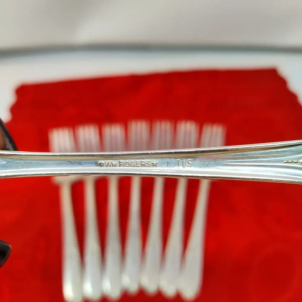 8X DF Dinner Forks WM Rogers International MARY LOU DEVONSHIRE Silverplate